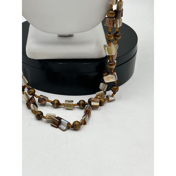 Vintage Boho Multi-Strand Wood Mother of Pearl Shell Bead Necklace Earth Tones - Picture 3 of 11
